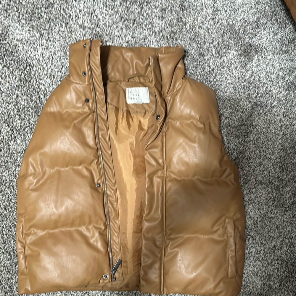 Vegan leather camel vest size small